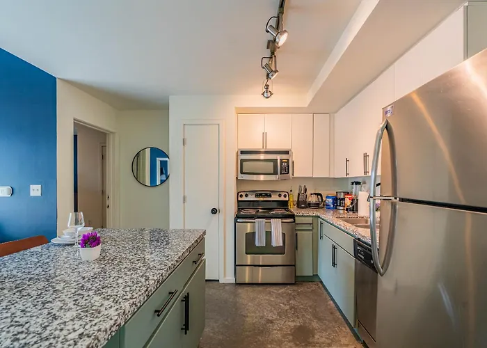 Modern Phx Downtown W Balcony Pool Gym Pkg Apartment Phoenix