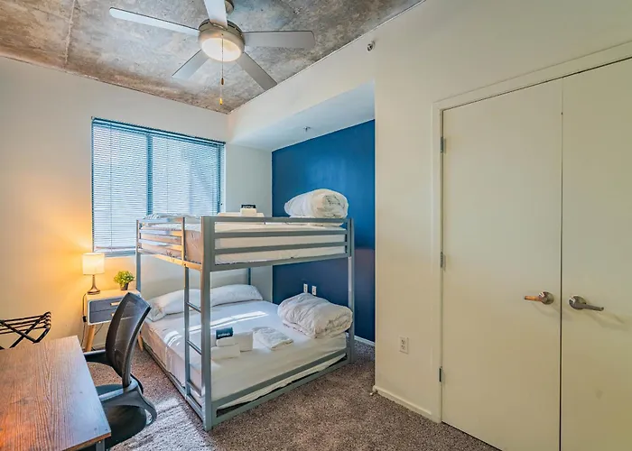 Modern Phx Downtown W Balcony Pool Gym Pkg Apartment Phoenix